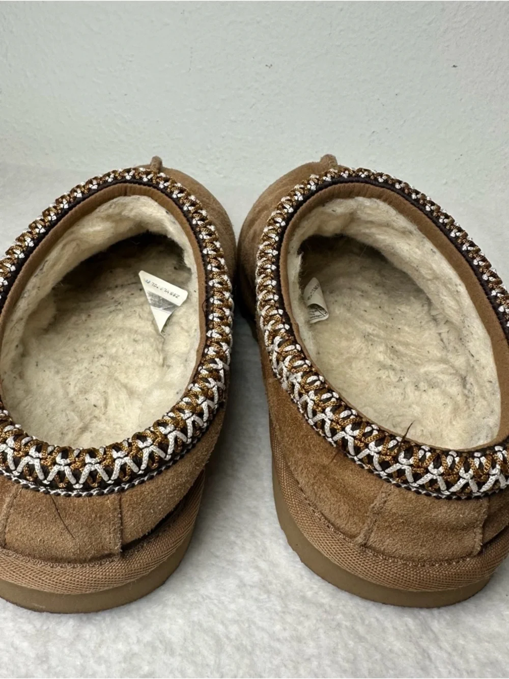 UGG Slip-On Suede Shearling Clogs - Chestnut Brown in Size 3